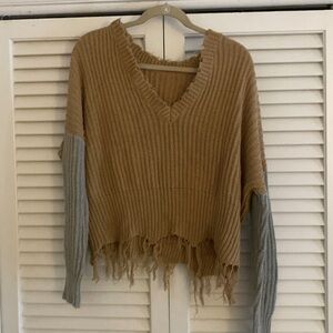 Tan/Gray sleeves, cut hemmed B-Neck sweater